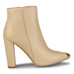 Bottes beige foncé pour femme avec une pointe décorative