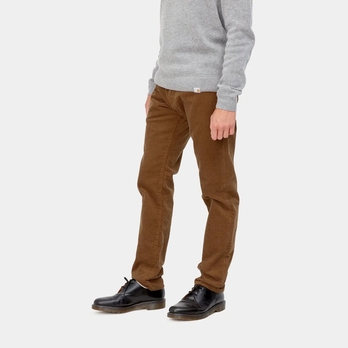 Carhartt WIP - Pantalon en velours fauve