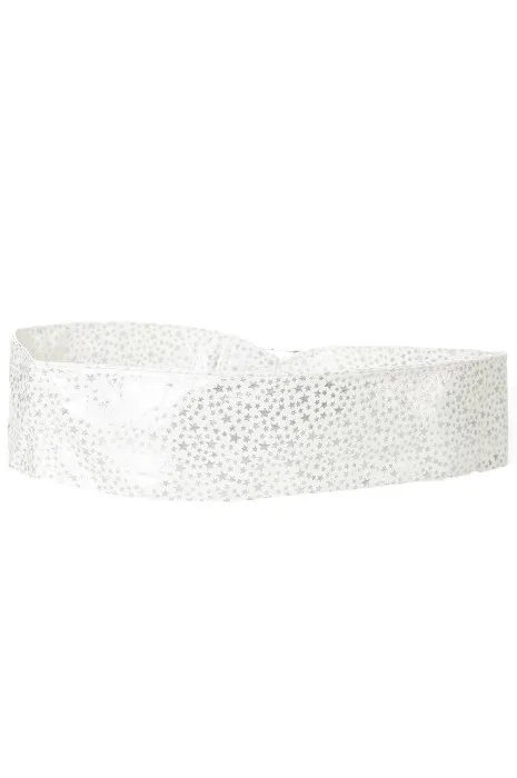 Ceinture blanche légère à motif étoiles et boucle rectangle. étoiles