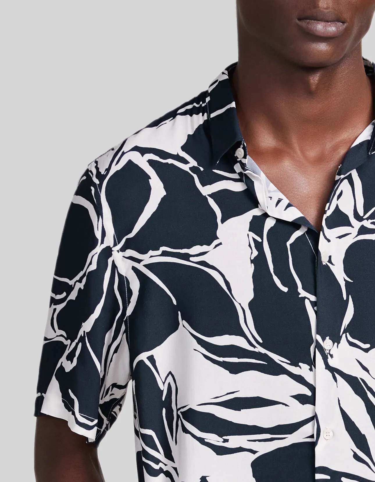 Chemise REGULAR ardoise LENZING™ ECOVERO™ fleurs Homme