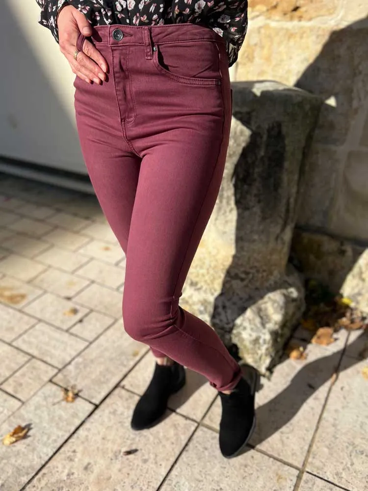 Jeans slim ROMY - Prêt à porter femme Cléstyle Couleur Violet XXS à 6XL S