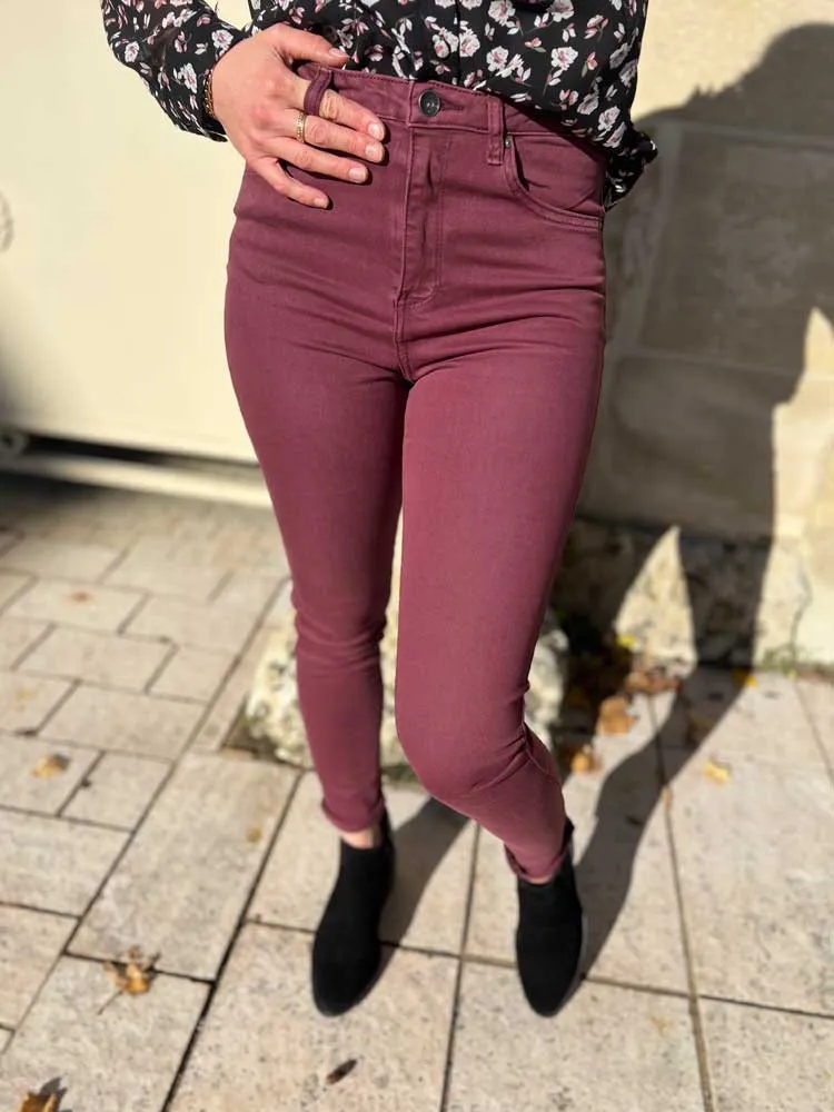 Jeans slim ROMY - Prêt à porter femme Cléstyle Couleur Violet XXS à 6XL S