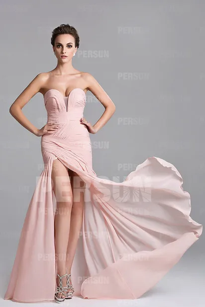 Robe de soirée longue robe pastel décolletée coeur avec fente latérale