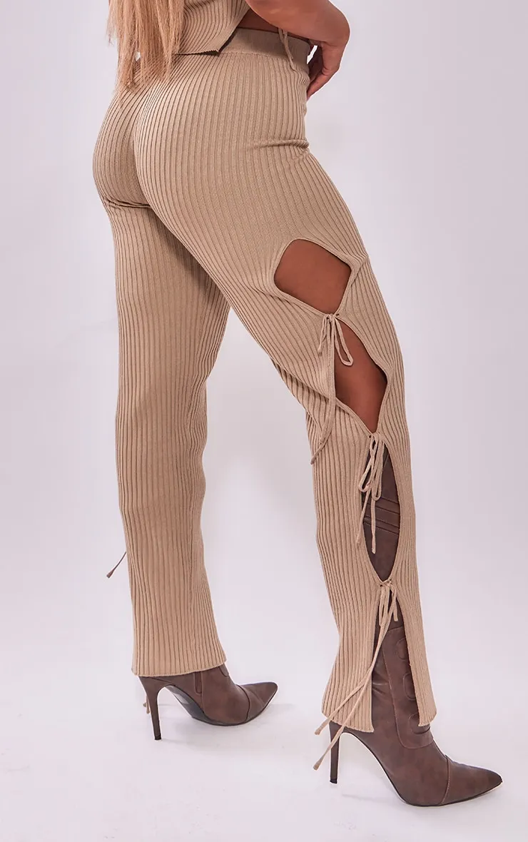 Shape Pantalon évasé en maille tricot café au lait à cotés noués